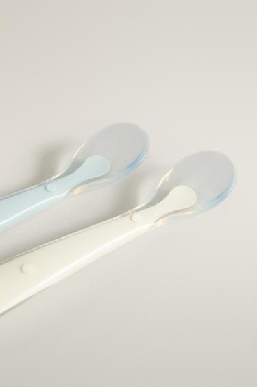 SET OF 2 KIDS' SILICONE SPOONS — Blue 2