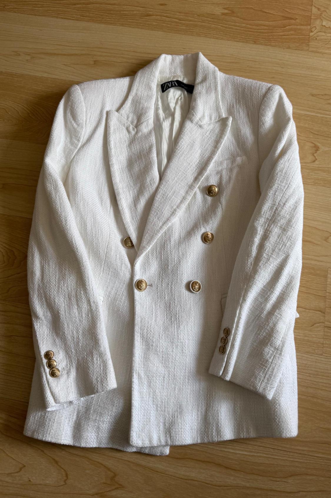 TEXTURED FITTED BLAZER