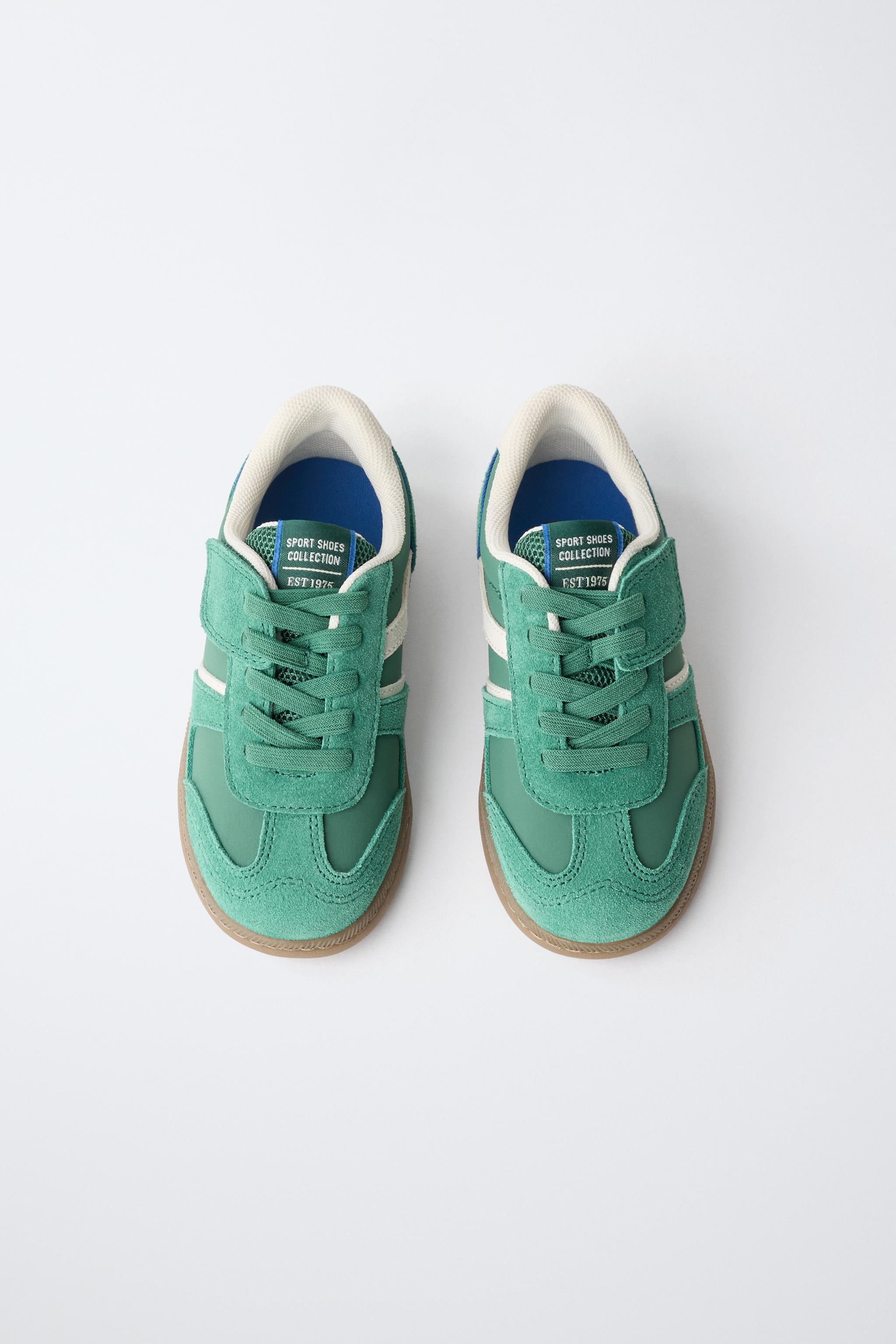 CONTRAST SNEAKERS