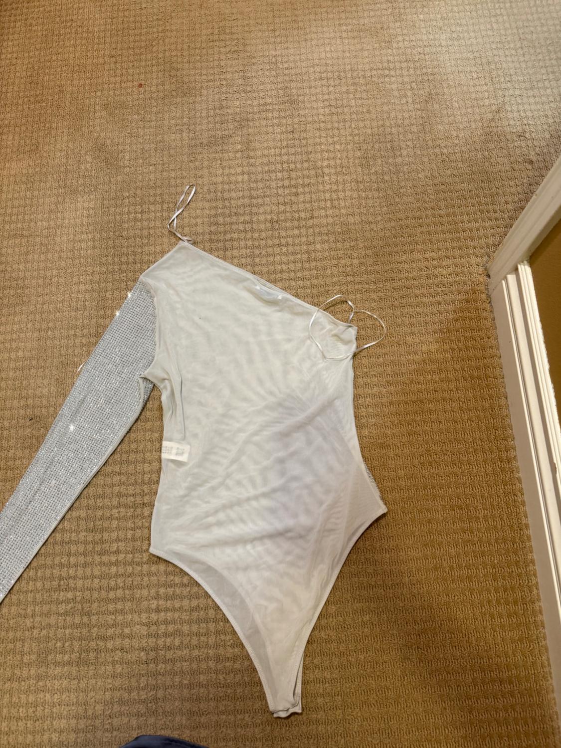 RHINESTONE TULLE ASYMMETRIC BODYSUIT - Image 5