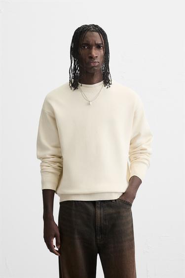 SWEATER MED BLØD STRUKTUR - knæk. hvid fra Zara