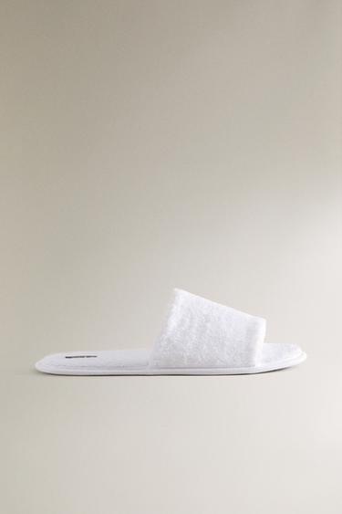OPEN TERRY BATHROOM SLIPPERS - White by Zara