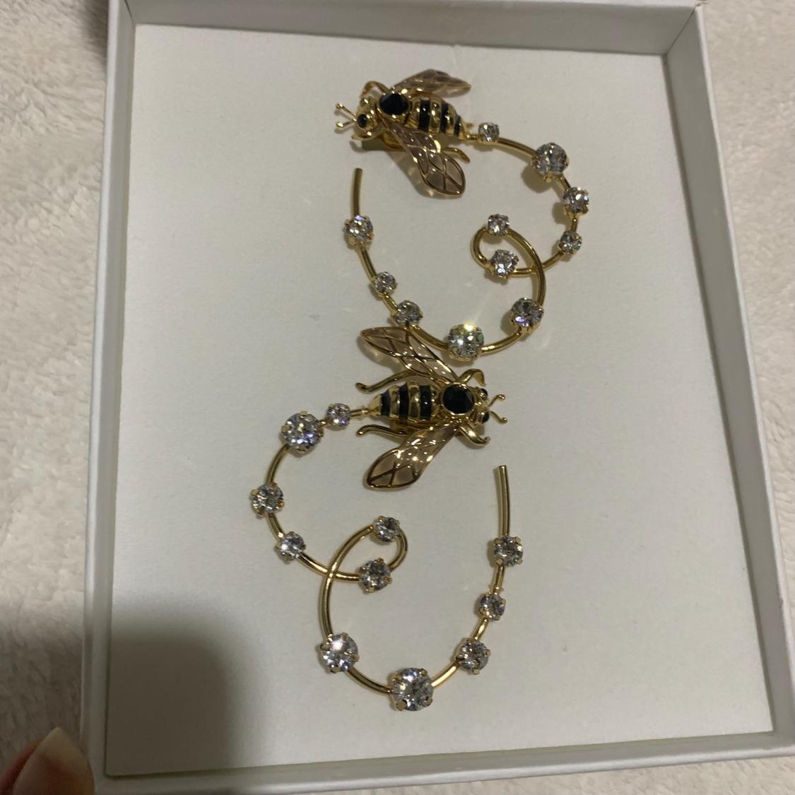 ELIE TOP BEE EARRINGS - SPECIAL EDITION - Image 3