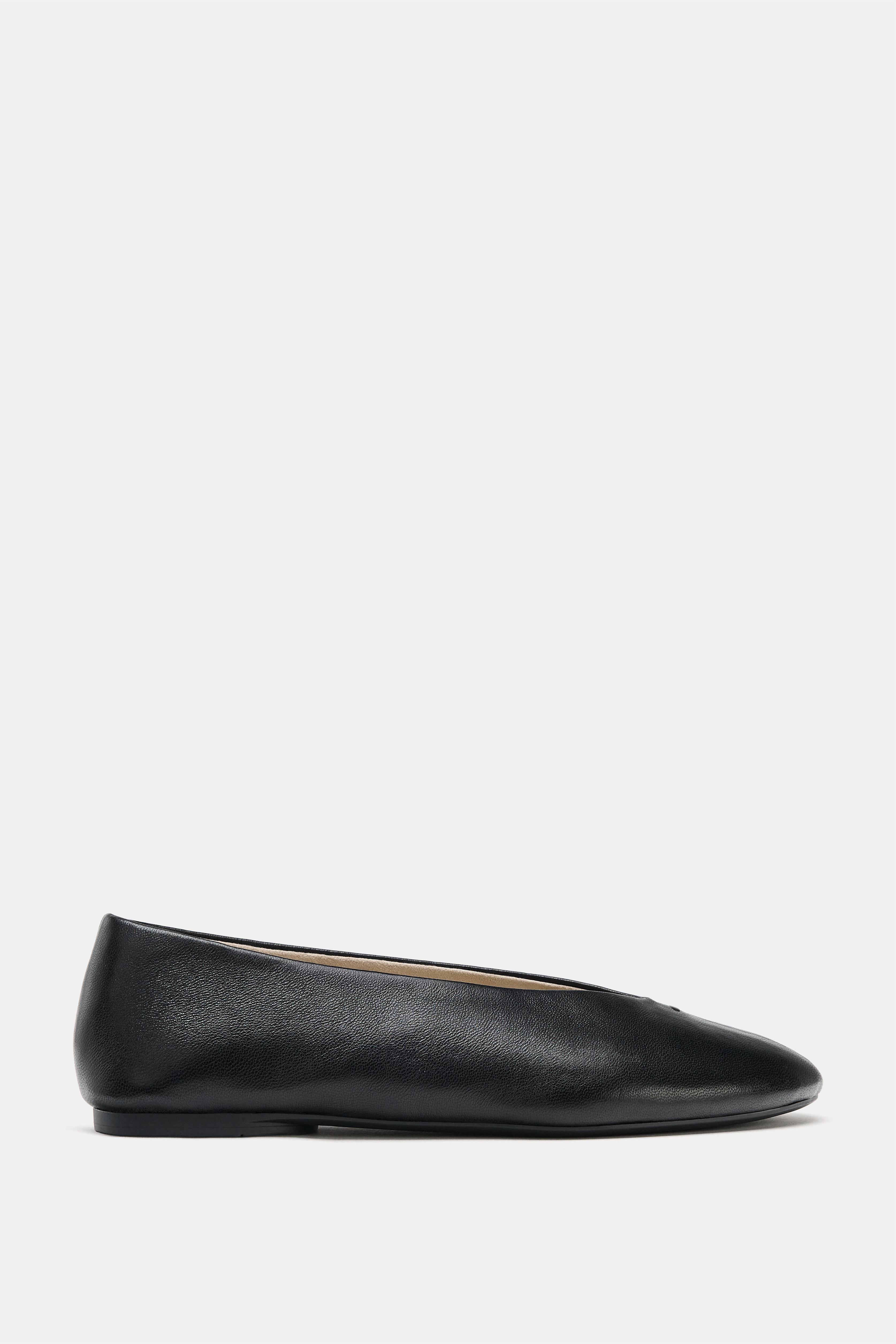 FLAT LEATHER BALLET FLATS — Black