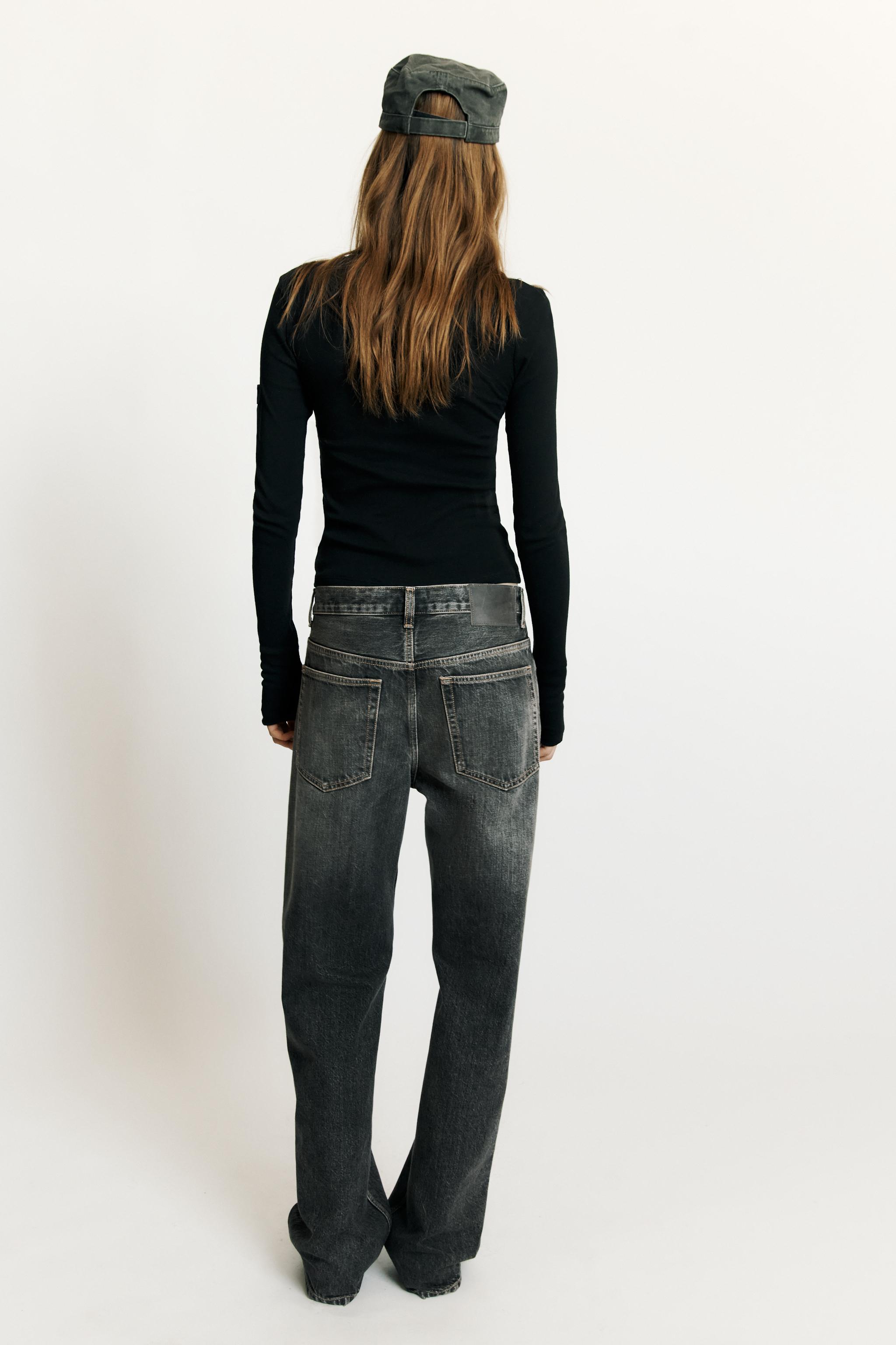 TRF LOW-RISE LOOSE STRAIGHT JEANS - thumbnail 5