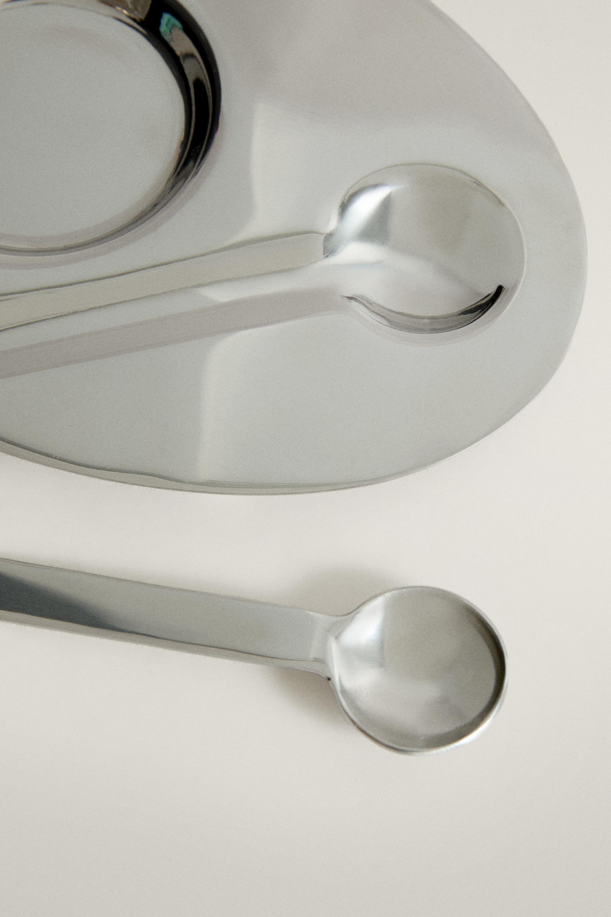 STEEL MUG, SPOON AND TRAY SET