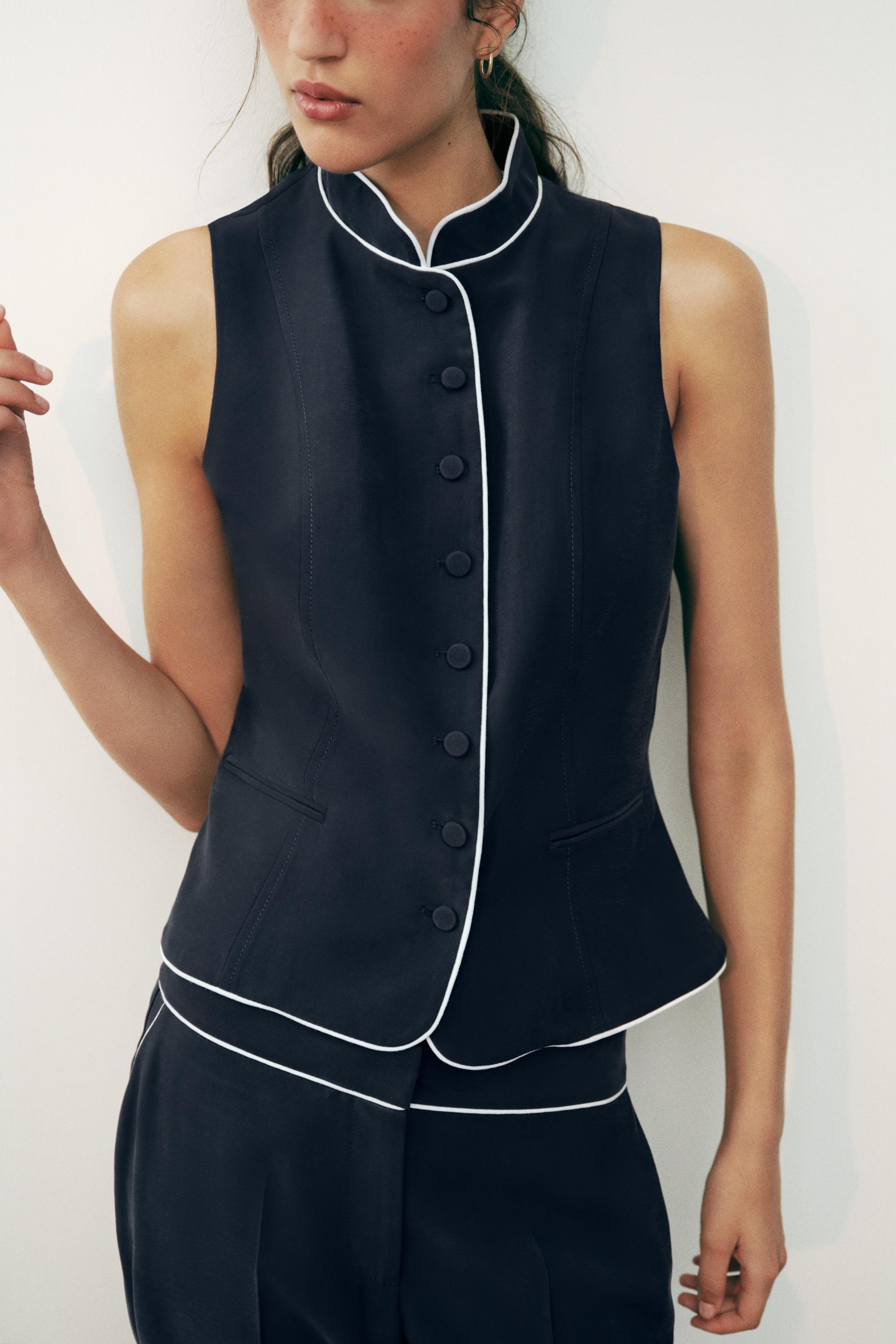 CONTRAST PIPING VEST — Navy blue