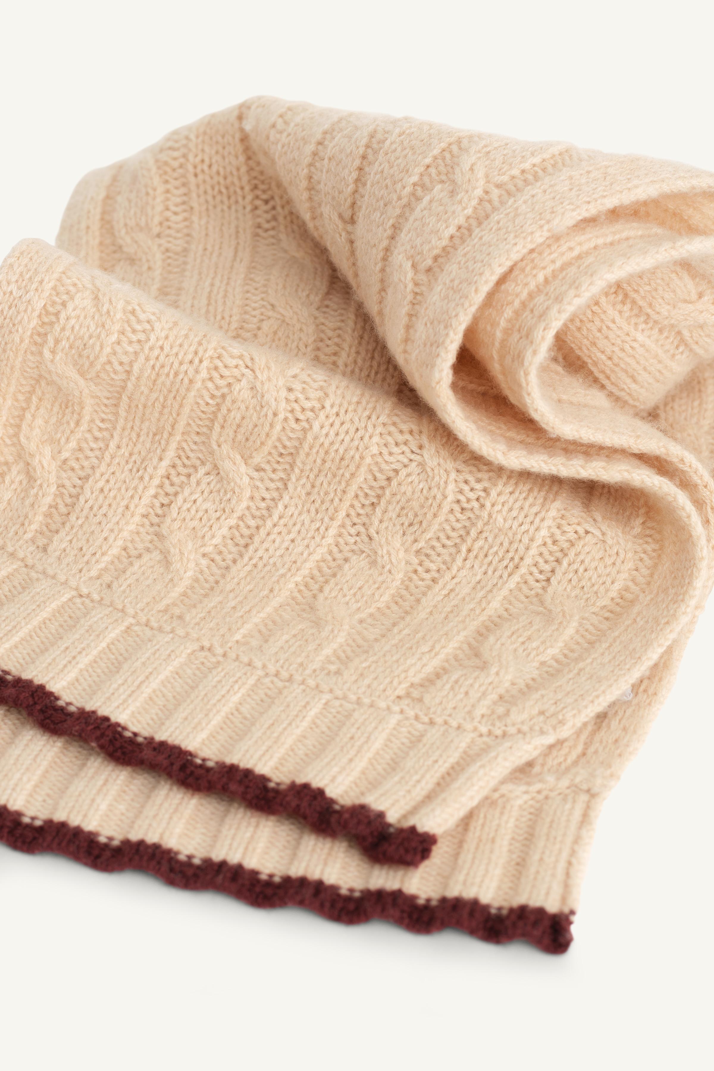 100% WOOL CABLE KNIT SCARF - LIMITED EDITION - Light beige