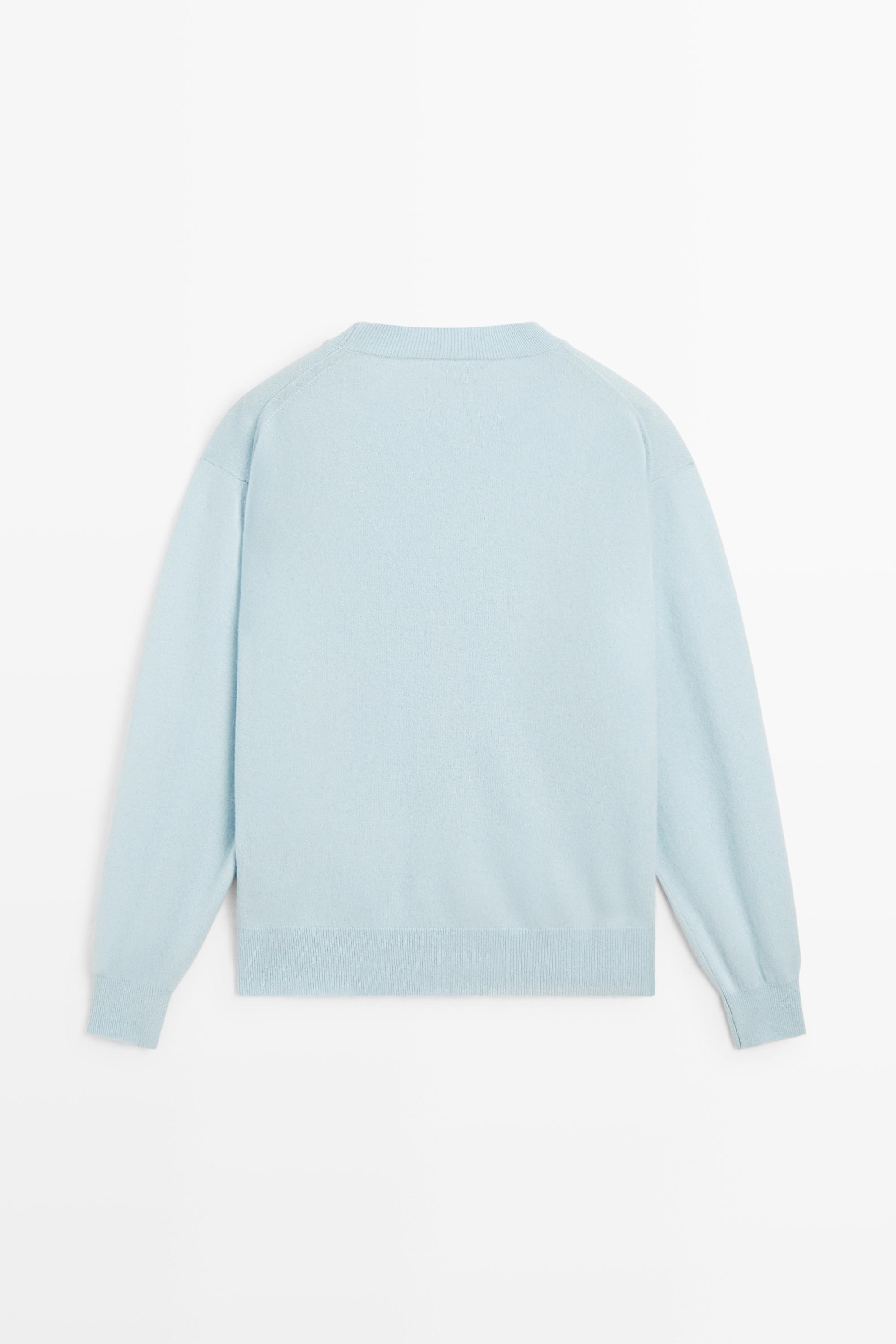 100% cashmere long sleeve sweater