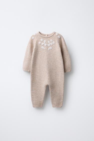 Zara EMBROIDERED FLORAL KNIT JUMPSUIT - Light beige