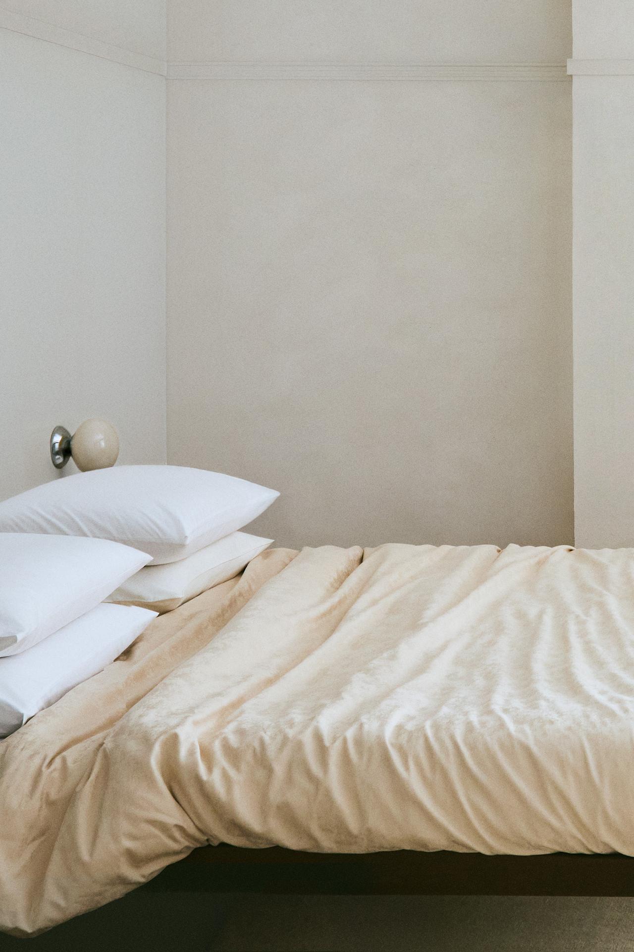 MARBLE JACQUARD SATEEN DUVET COVER — Beige