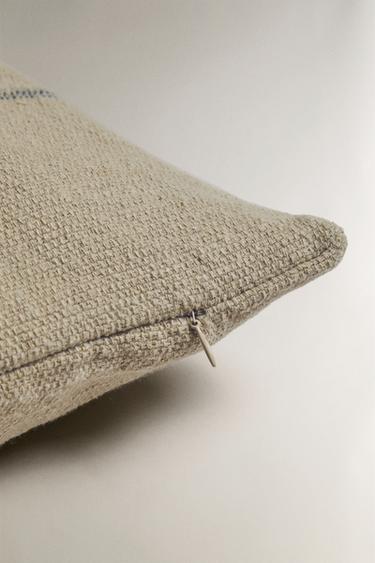 CUSHION COVER WITH CONTRAST LINE - Light beige by Zara - Image 3