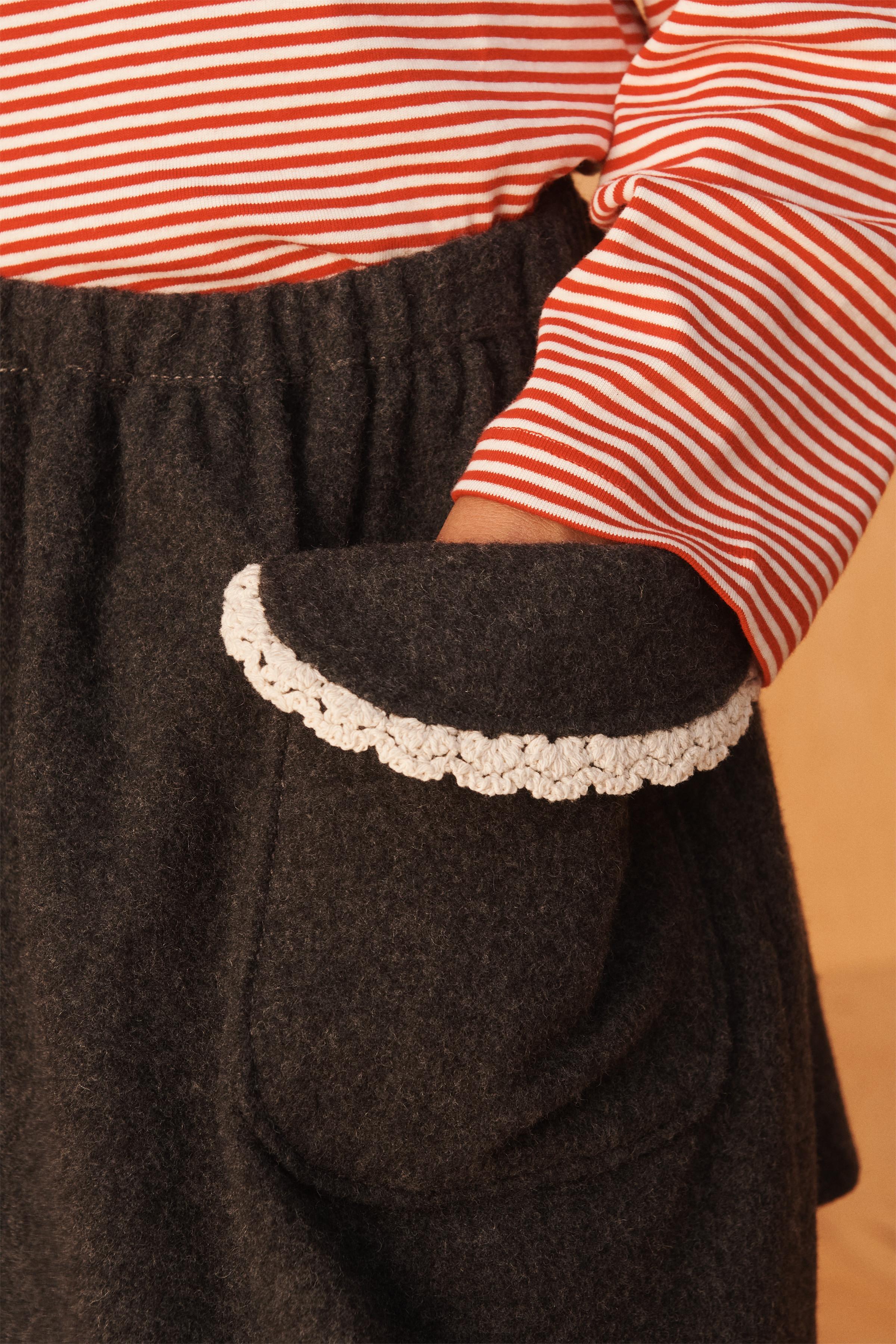 JUPE AVEC LAINE CROCHET LIMITED EDITION