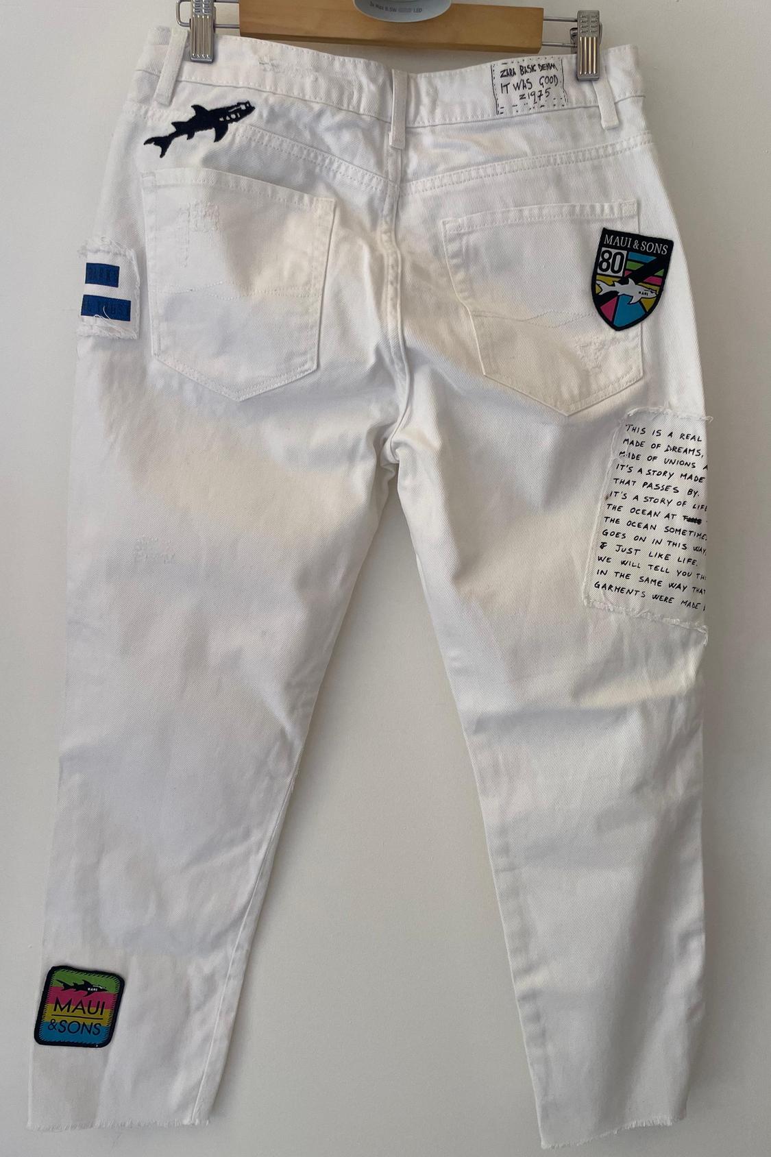RELAXED FIT JEANS WITH PATCHES - Image 4