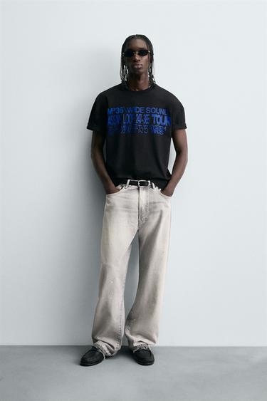 T-SHIRT WITH GRAPHIC SLOGAN - Black by Zara