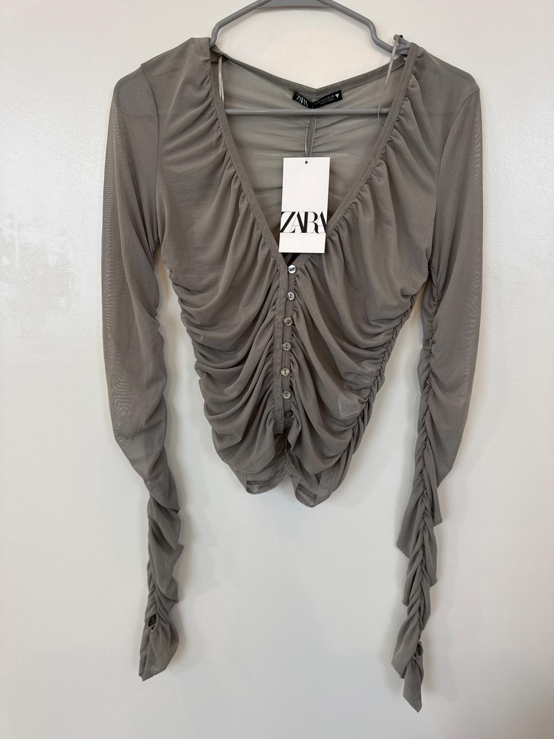RUCHED TULLE TOP