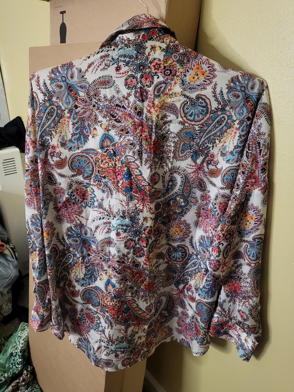 PRINTED SHIRT WITH A SATIN FINISH - Image 3