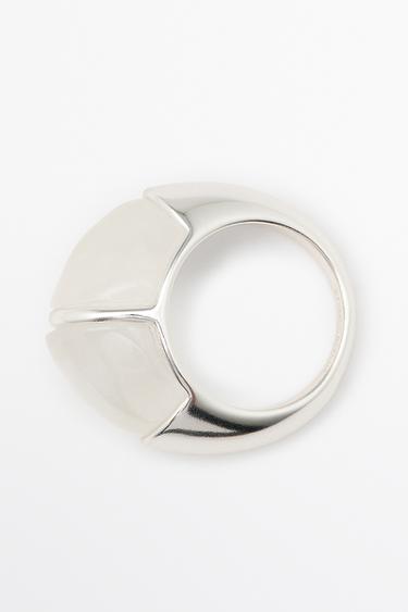 Round quartz stone statement ring — Silver 2