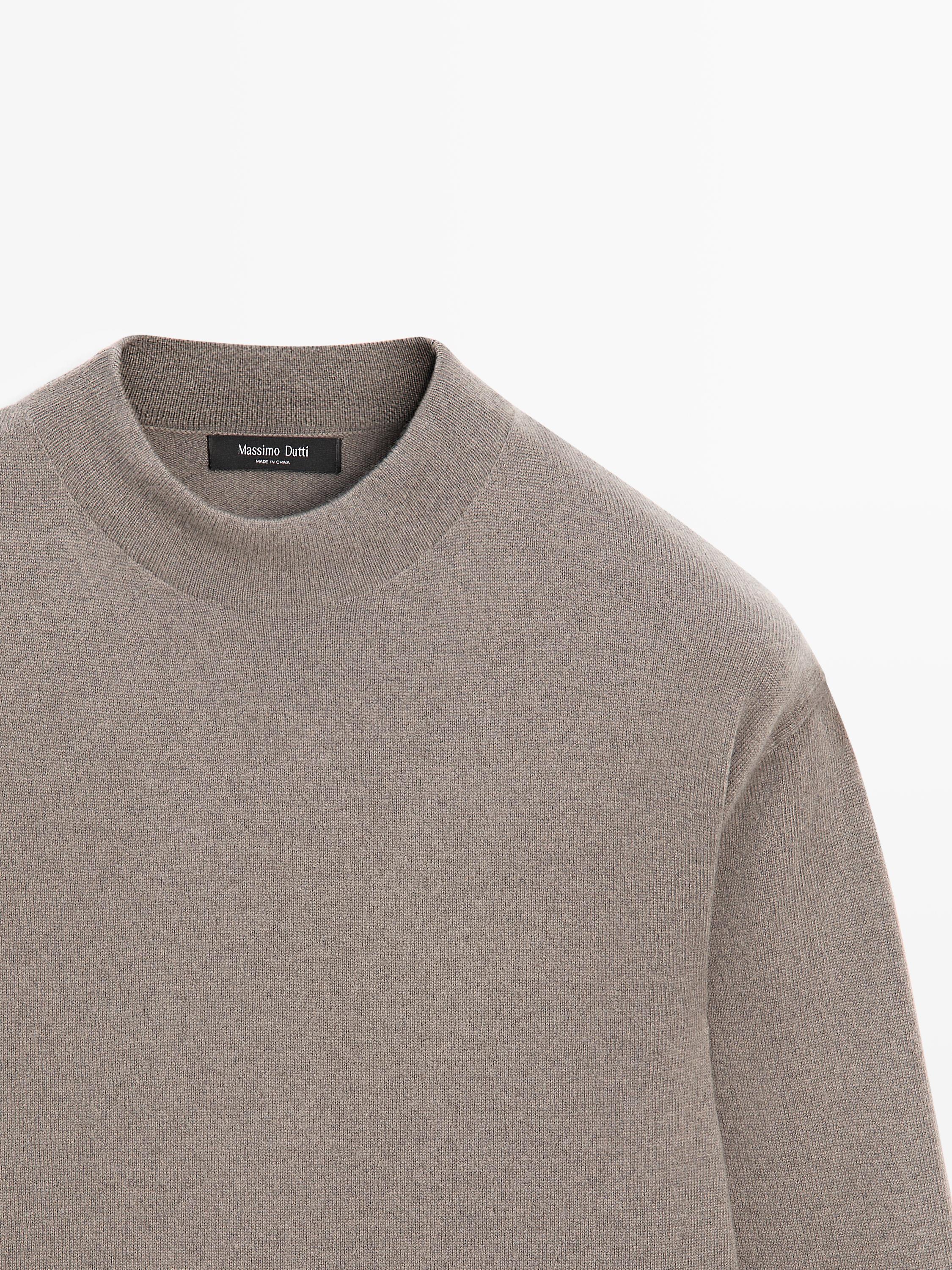 Knit wool and cashmere blend sweater