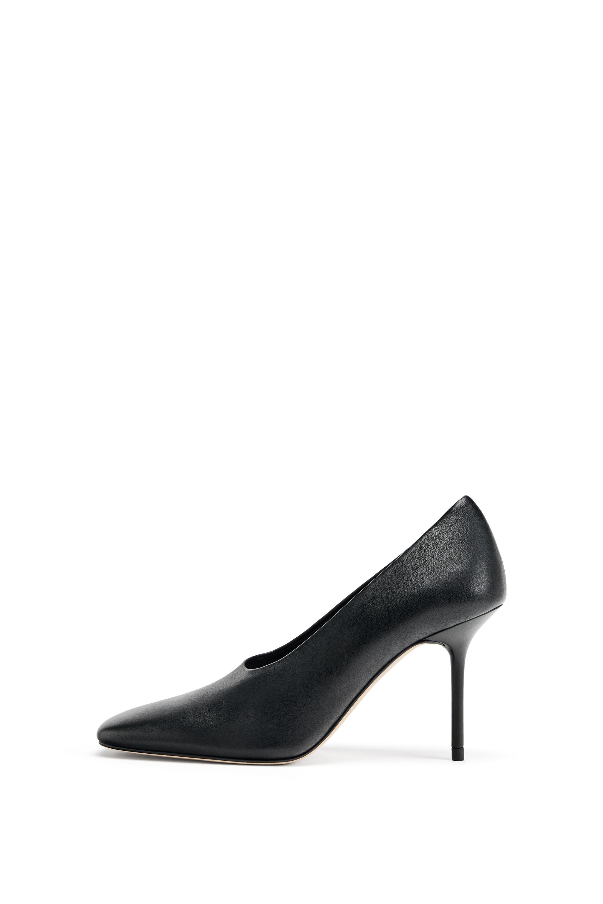 LIMITED EDITION LEATHER HEELS