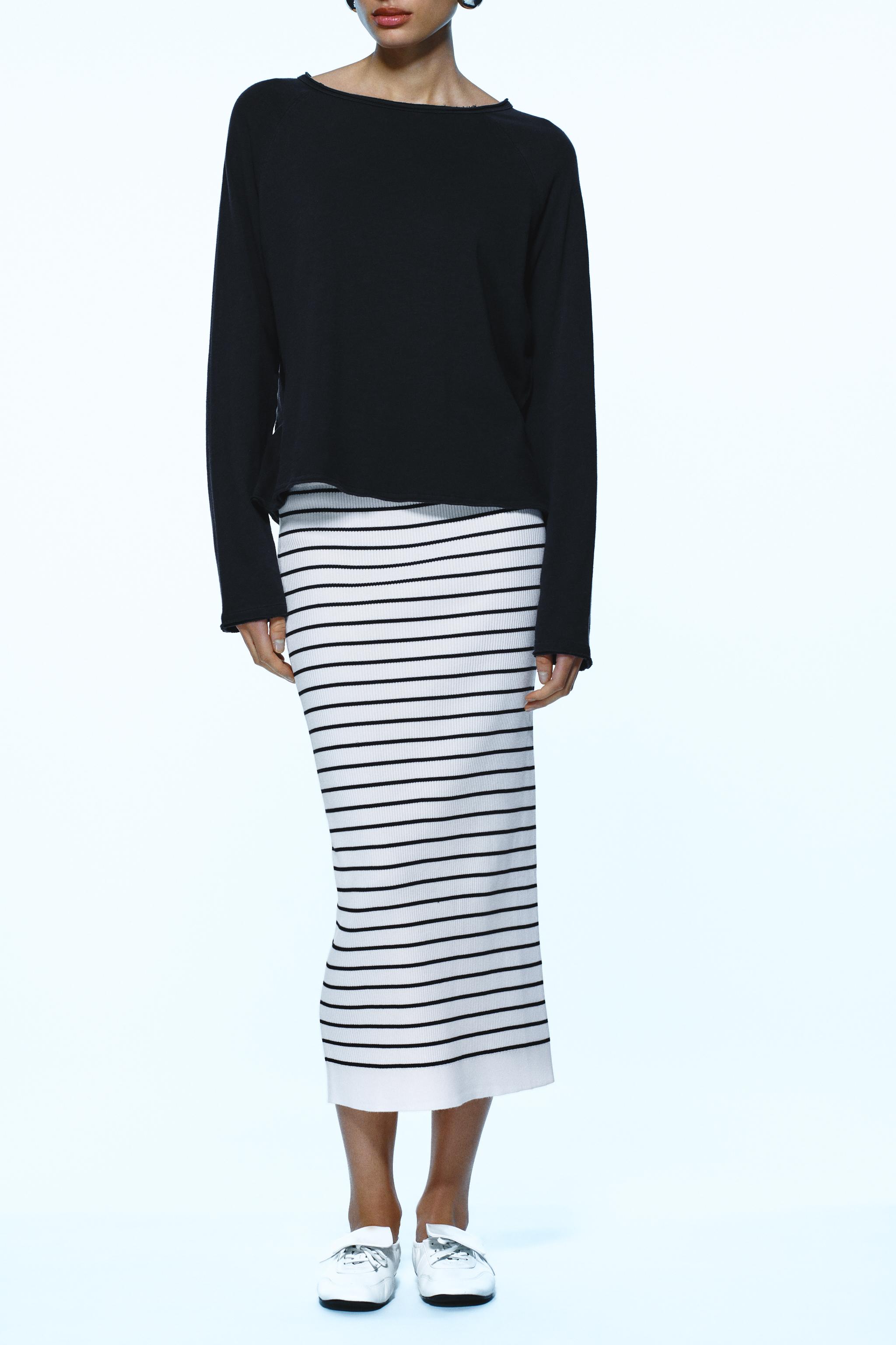 Zara black and white striped outlet skirt