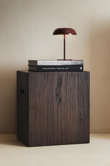 MESA AUXILIAR CUBO MADERA - Marrón de Zara - Imagen 0