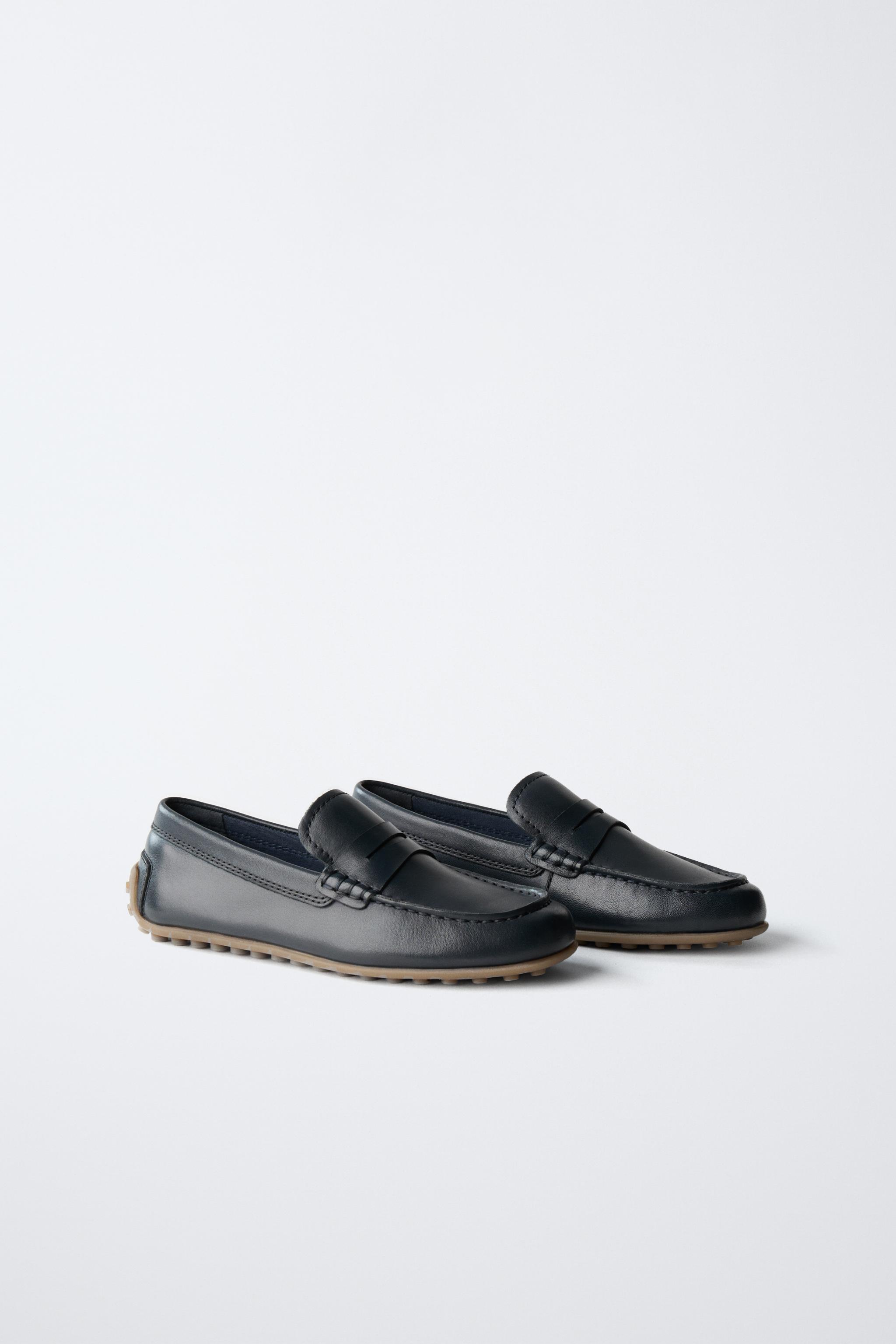 MOCASSINS EN CUIR