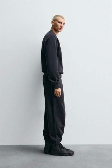 SWEAT COL ROND COUPE DÉCONTRACTÉE - Bleu marine foncé de Zara - Image 3