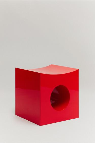 THE QUBIT STOOL — Red 1