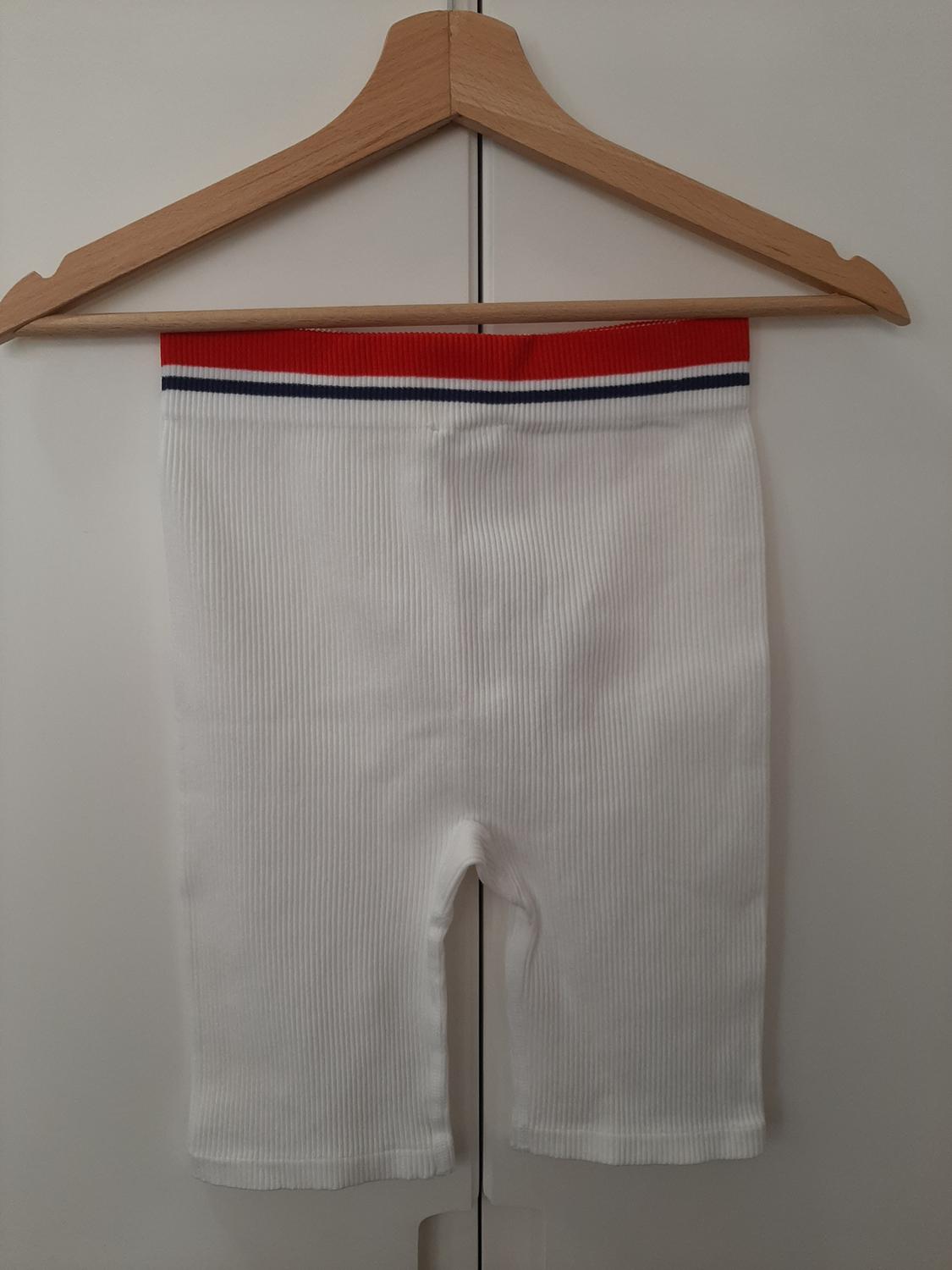 SEAMLESS CYCLING SHORTS WITH STRIPE DETAIL - Image 3