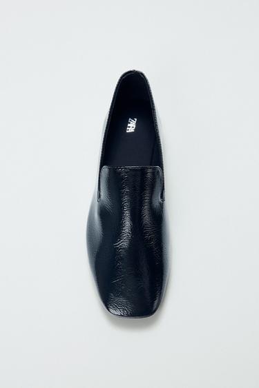 PATENT-EFFECT LOAFERS - Black by Zara