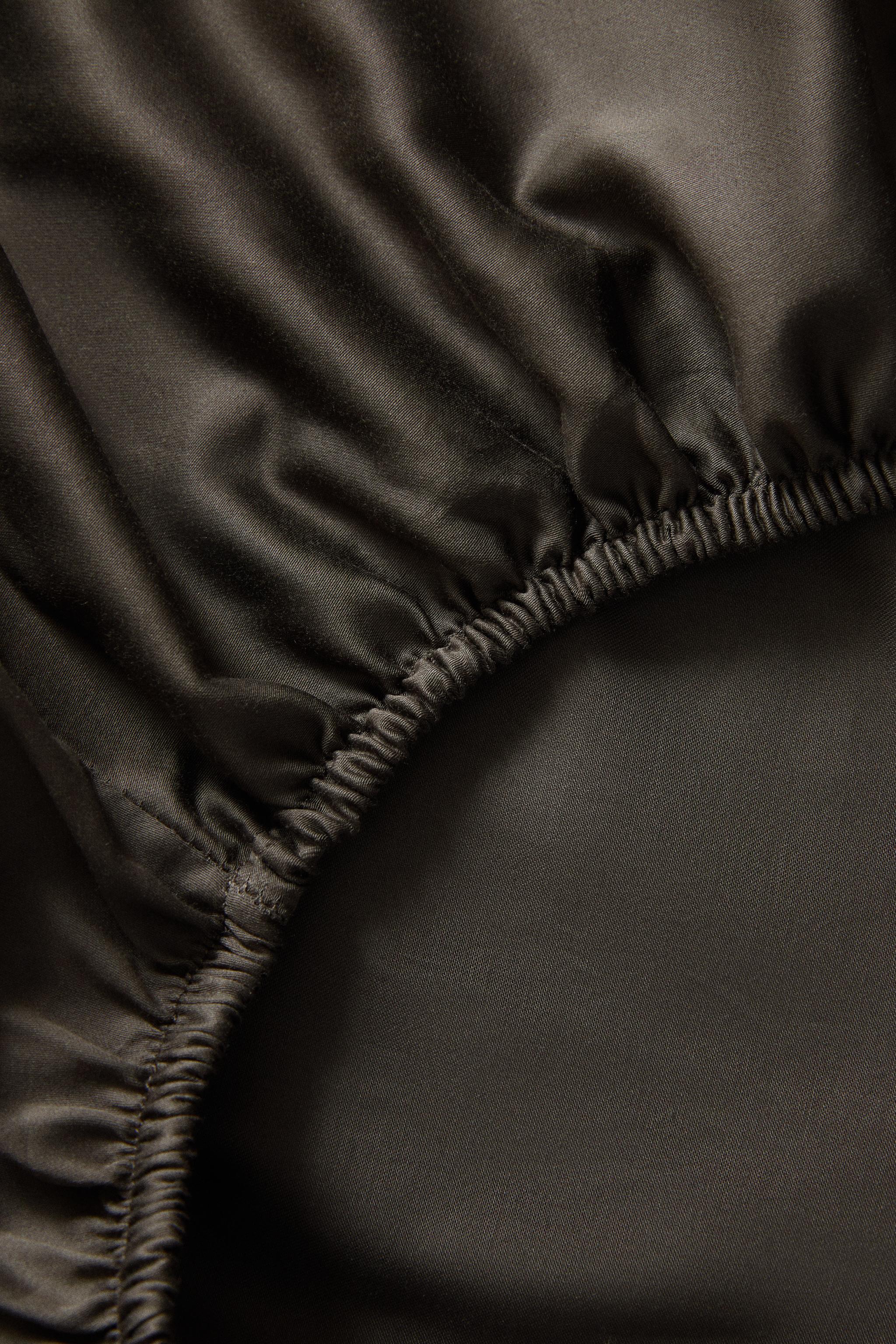 SATEEN FITTED SHEET | 15.7" THICK ( THREAD COUNT