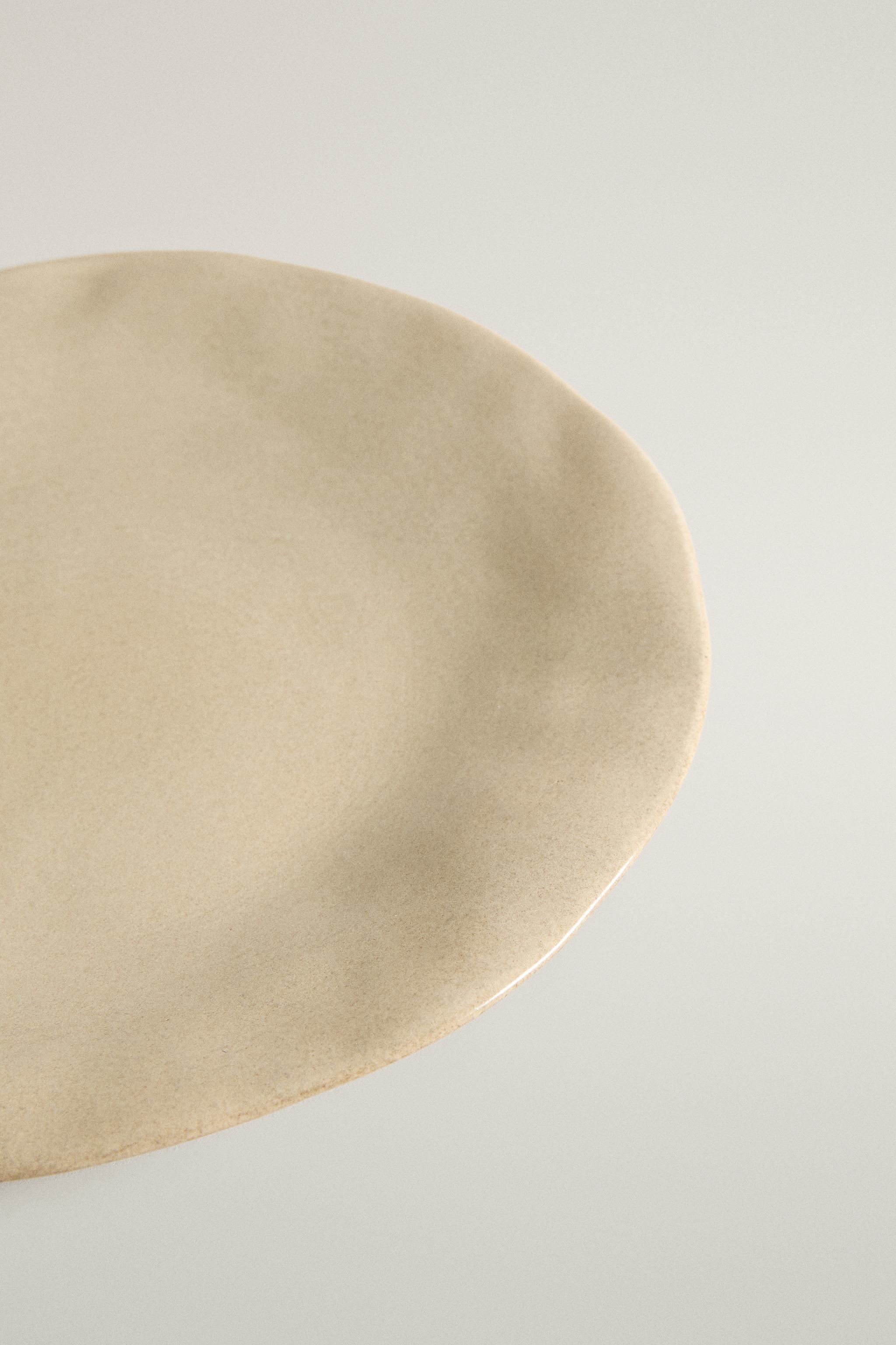 IRREGULAR STONEWARE DESSERT PLATE