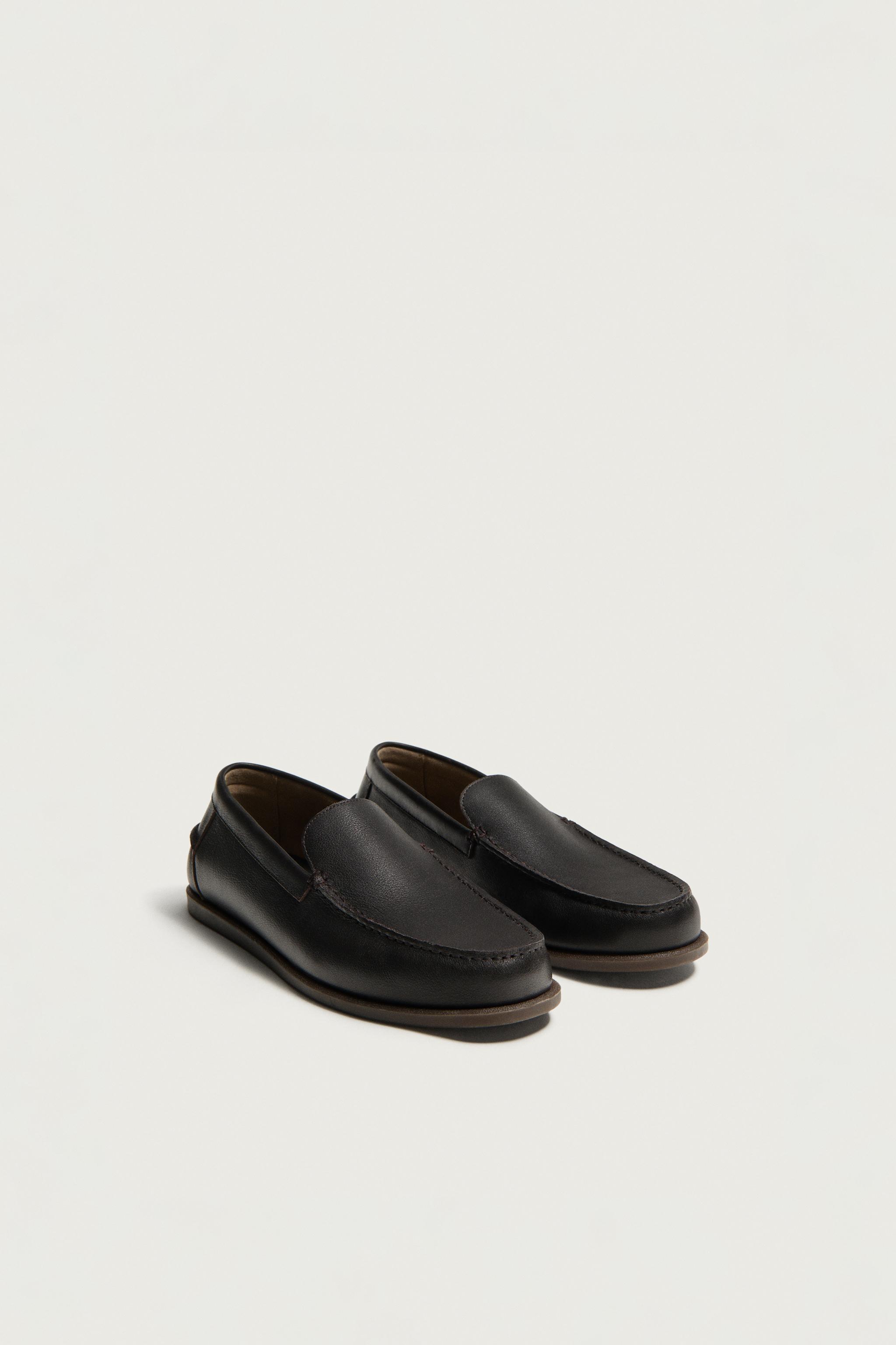 LEATHER LOAFERS — Chocolate