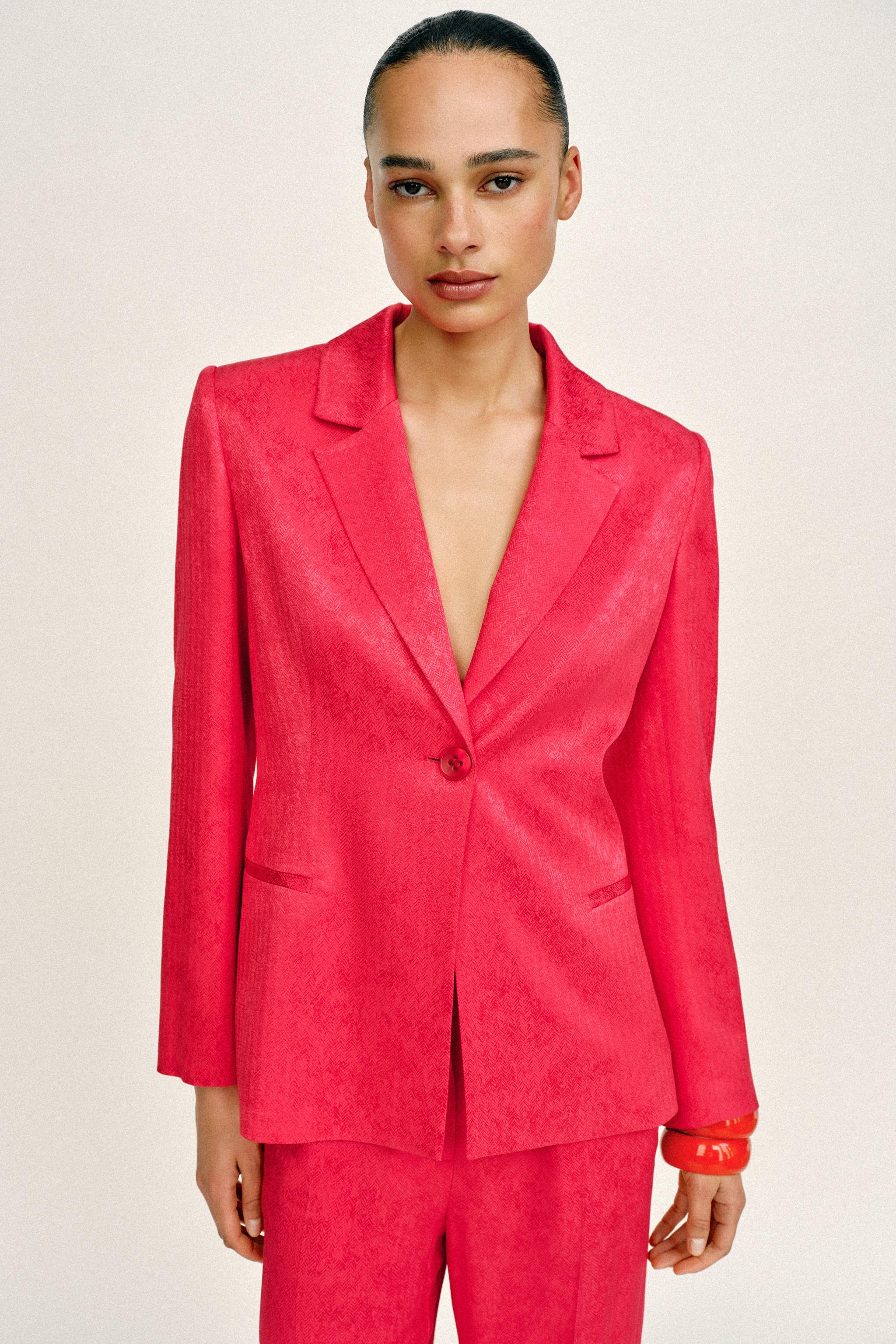 JACQUARD BLAZER WITH SHOULDER PADS