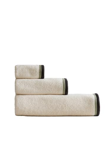 Zara BATH TOWEL WITH COLORED BORDER - Ivory