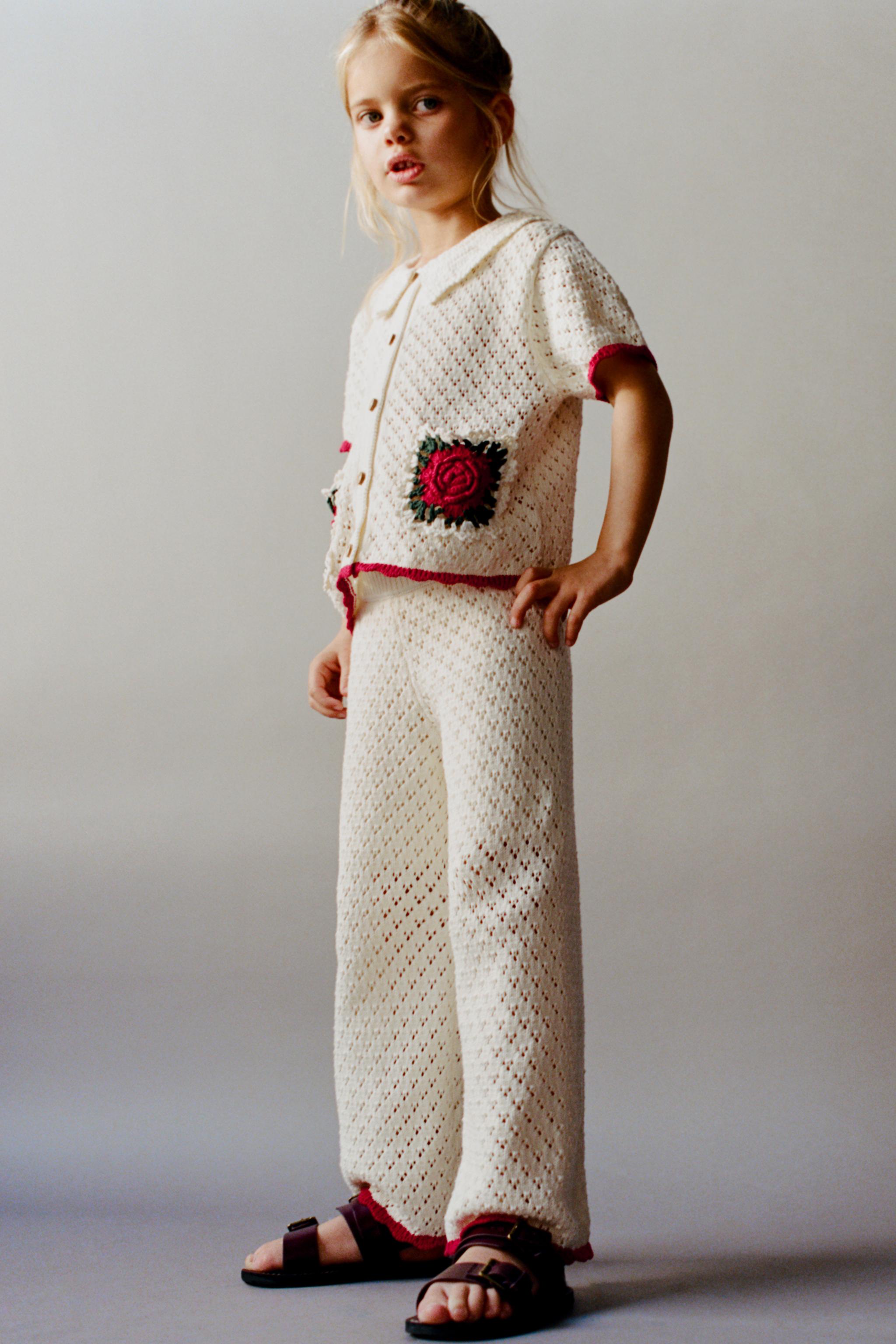 JUPE-CULOTTE EN MAILLE FLEUR CROCHET