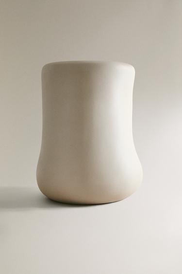 MESA DE APOIO PAPEL MACHÉ - Cinzento-claro da Zara - Imagem 0