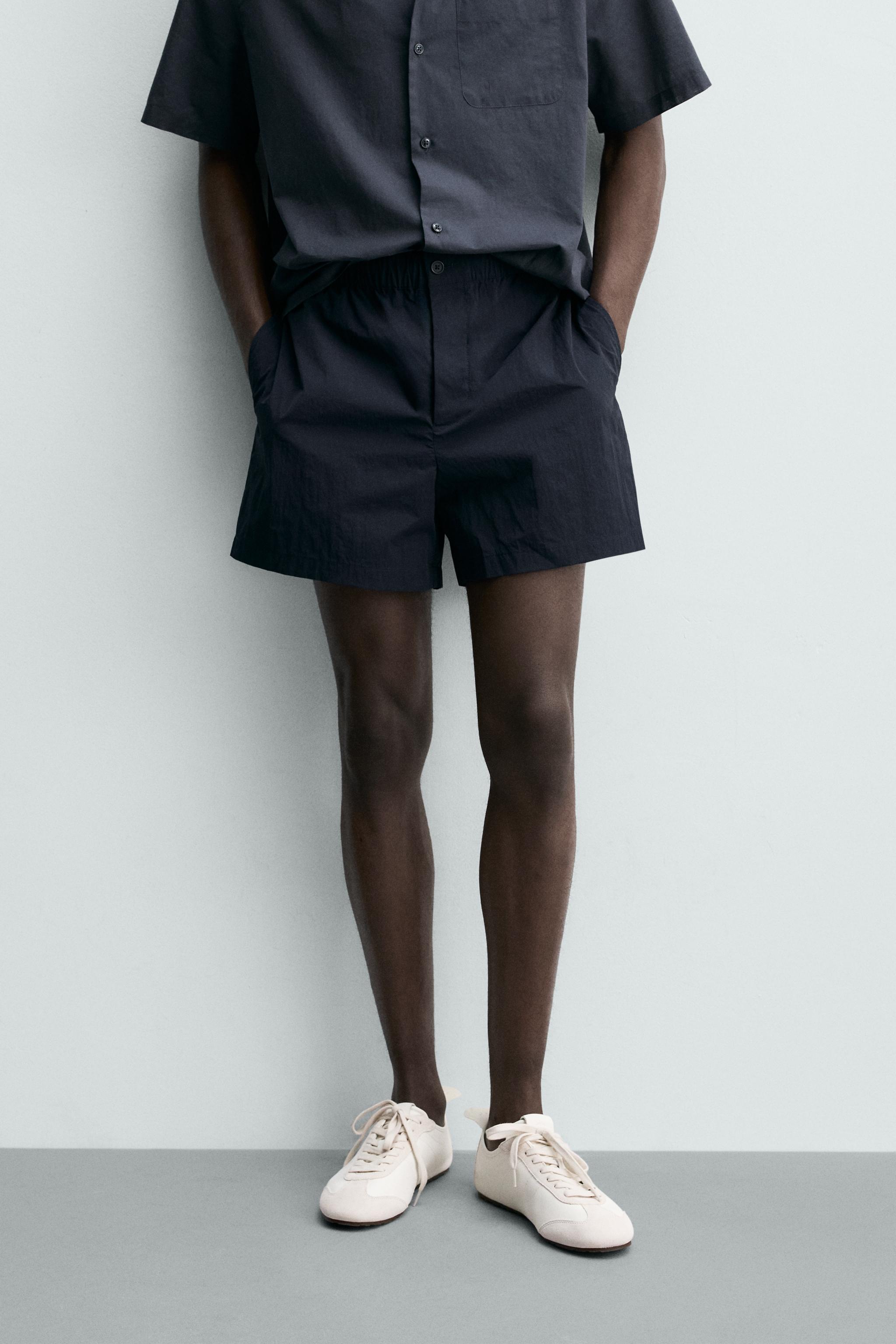 SHORT TECHNICAL SHORTS — Dark navy
