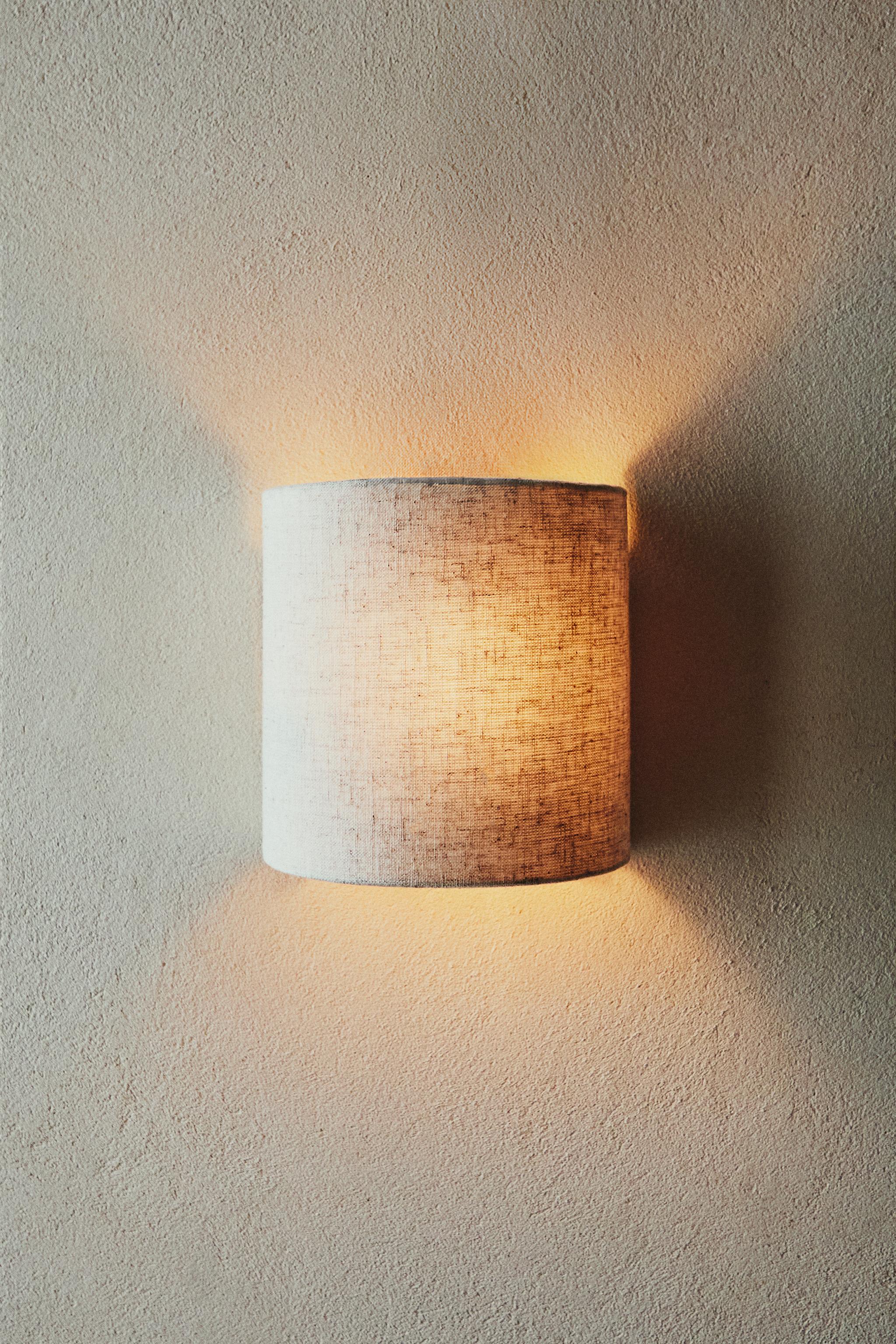 ZARA home ライト LAMP | USB RECHARGEABLE TABLE SPOTLIGHT | Zara Home United