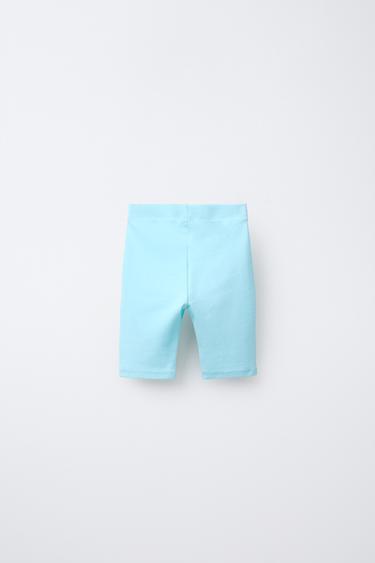 LOT DE TROIS LEGGINGS DE CYCLISTE UNIS - Divers de Zara - Image 2