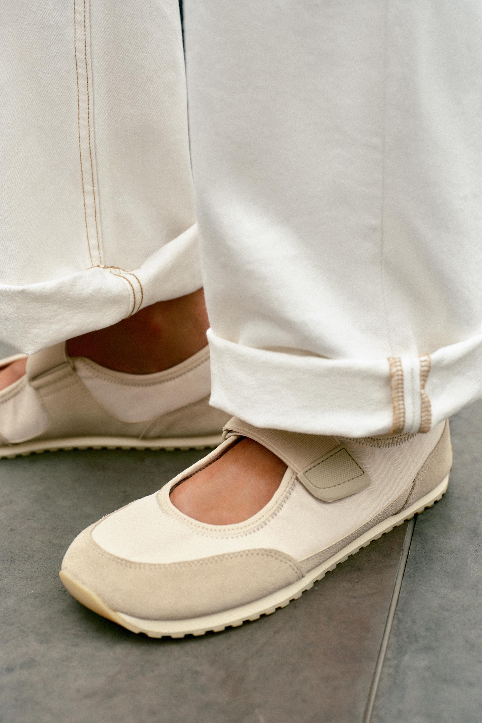 BAREFOOT BALLET FLATS