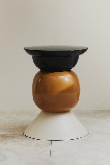 SHINY AND MATTE SIDE TABLE X COLLAGERIE - Mustard by Zara