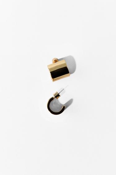 PENDIENTES METÁLICOS TUBULARES - Dorado de Zara
