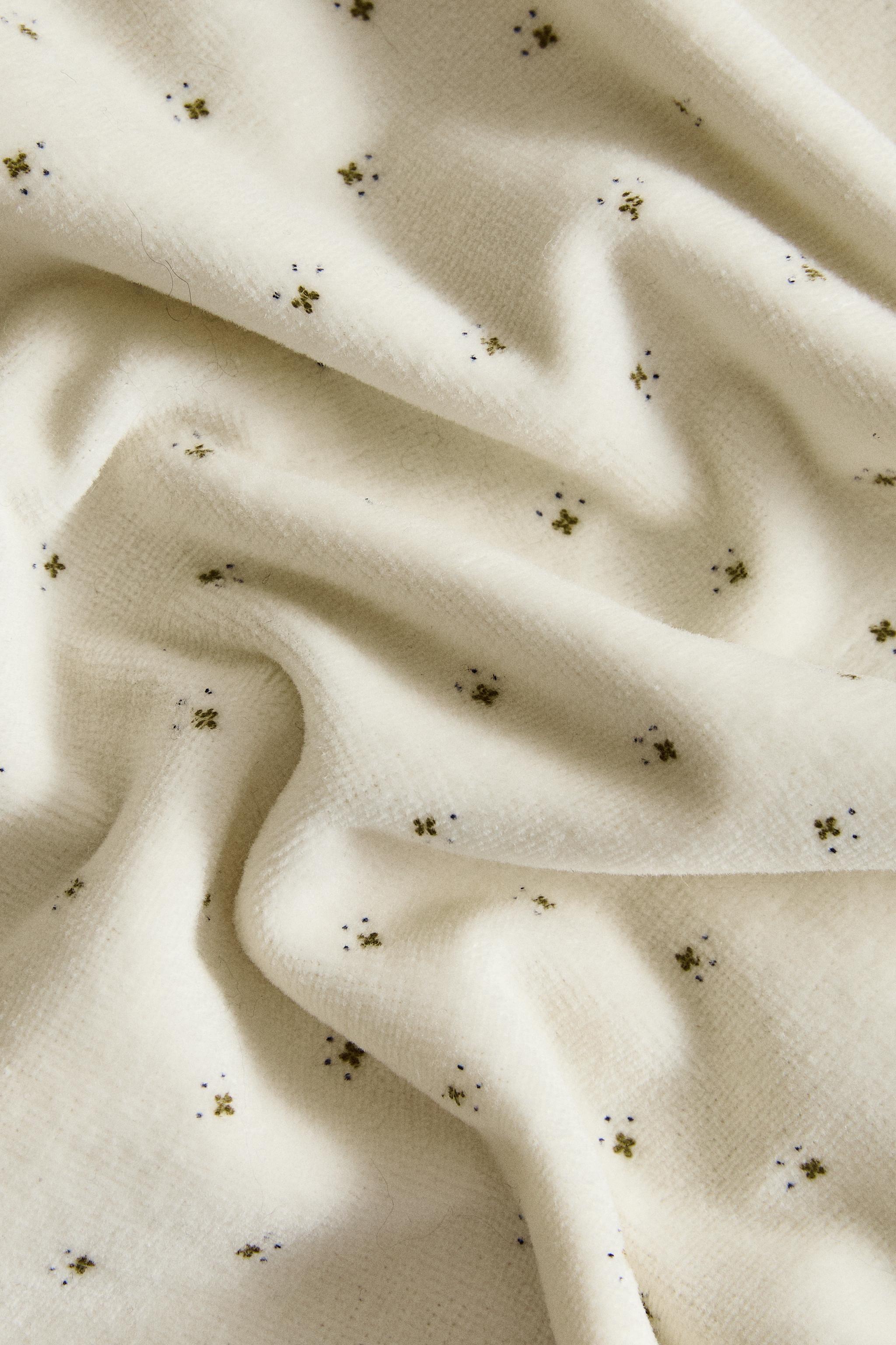 KIDS VELOUR CLOVER PRINT BLANKET