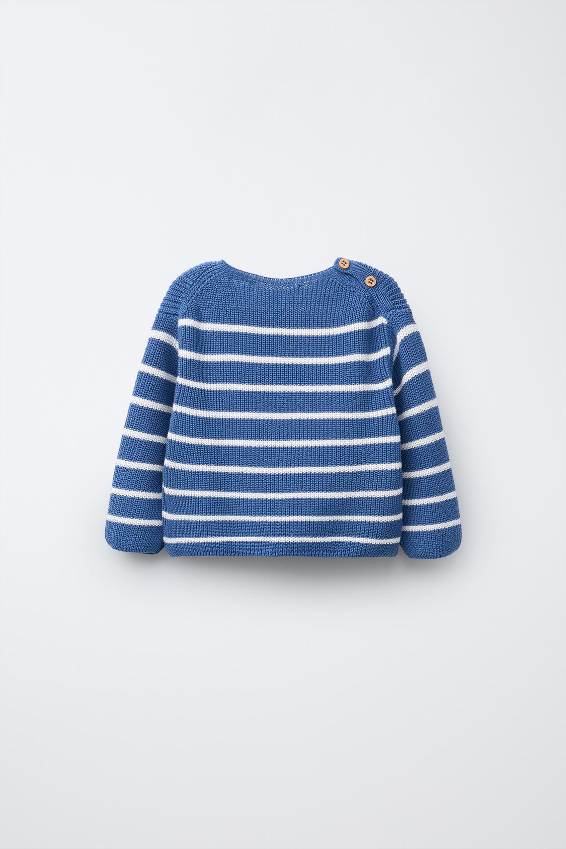 STRIPED KNIT SWEATER