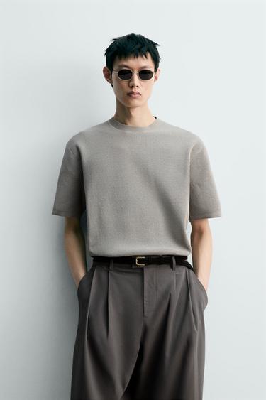 CHENILLE TEXTURED T-SHIRT - Light grey by Zara