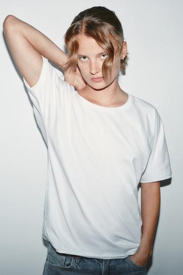 BASIC COTTON T-SHIRT - White by Zara