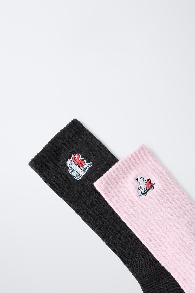 Pack dos calcetines medios bordado ripndip x zara kids