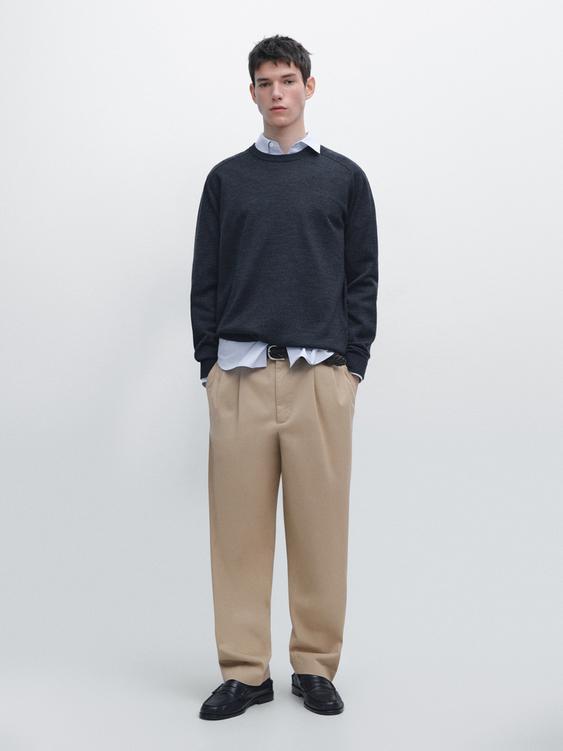 Merino wool crew neck knit sweater